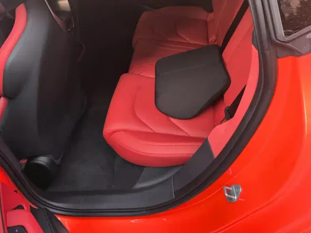 Xiaomi SU7 — Фото автомобиля 11
