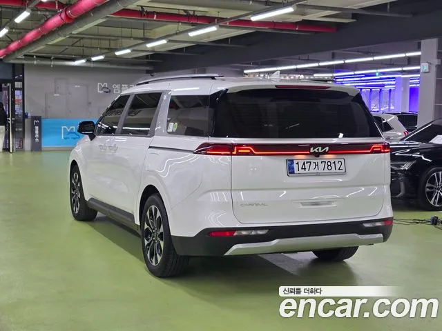 Kia Canival Carnival 4 поколение Бензин 9 мест Prestige — Фото автомобиля 4