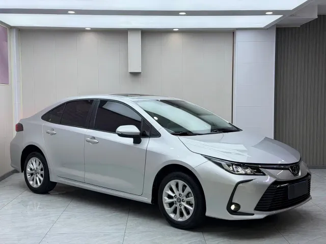 Toyota Corolla — Фото автомобиля 3
