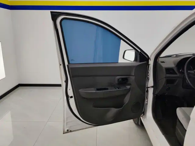 Wuling Hongguang — Фото автомобиля 7