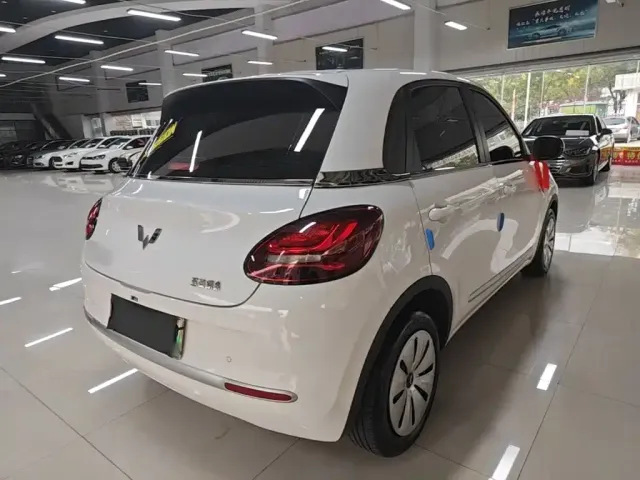 Wuling Bingo — Фото автомобиля 6