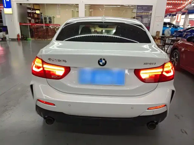 BMW 1 Series — Фото автомобиля 5