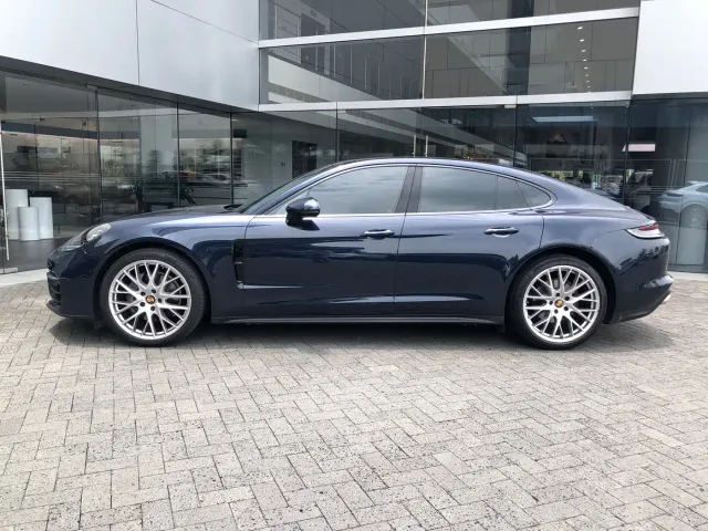 Porsche Panamera — Фото автомобиля 3