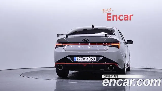 Hyundai AVANTE — Фото автомобиля 4