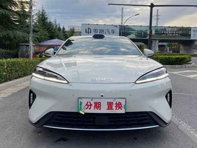 BYD Seal 07 DM-i — Фото автомобиля 2