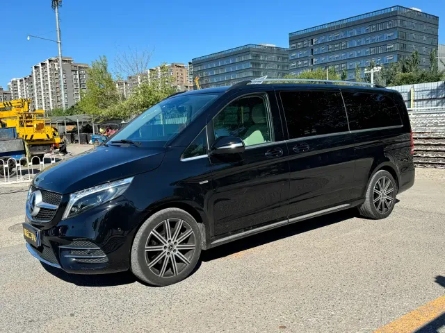 Фотография автомобиля — Mercedes-Benz V-Class