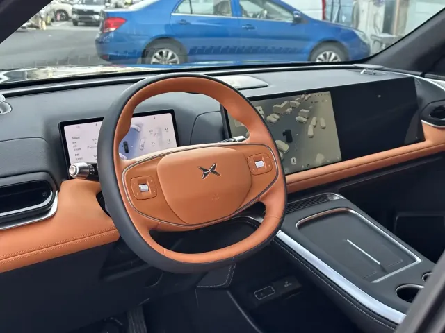 Xpeng G9 — Фото автомобиля 26