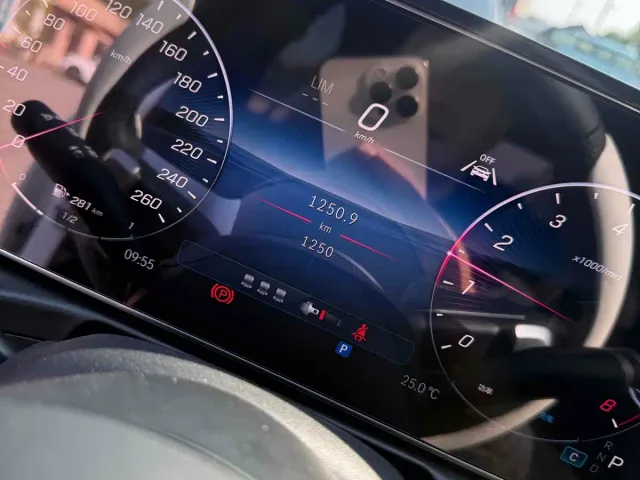 Mercedes-Benz C-Class — Фото автомобиля 6