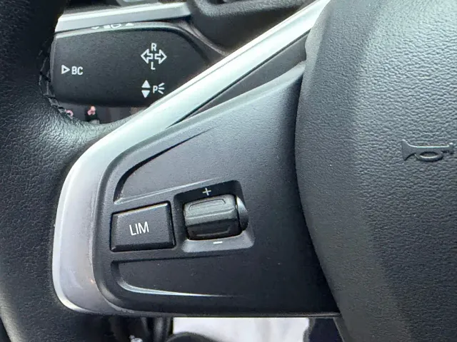 BMW X1 — Фото автомобиля 10