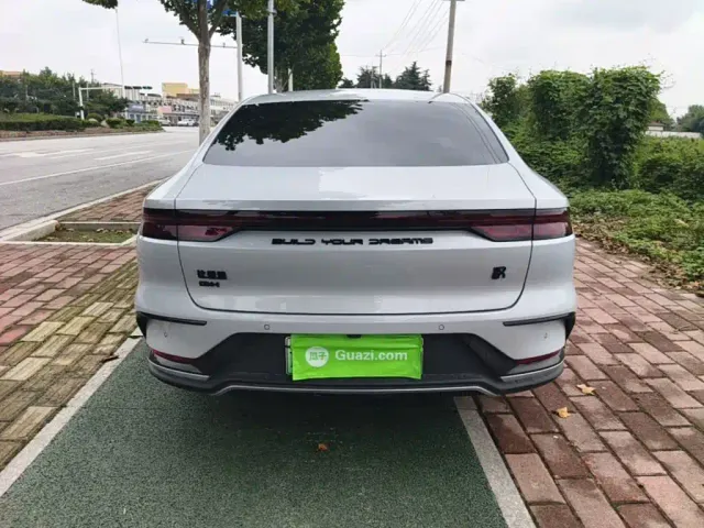 BYD Han — Фото автомобиля 5