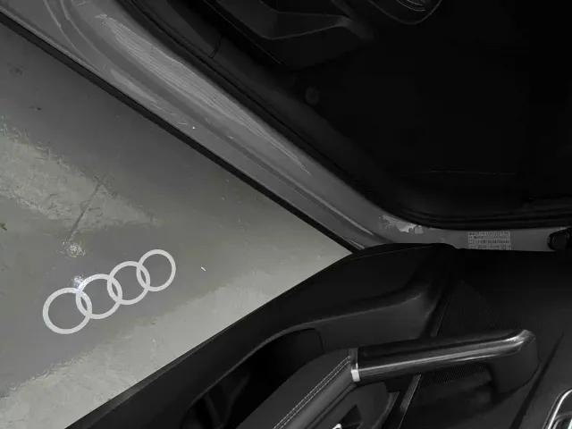 Audi Q2L — Фото автомобиля 14