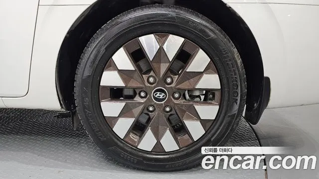 Hyundai Staria — Фото автомобиля 6