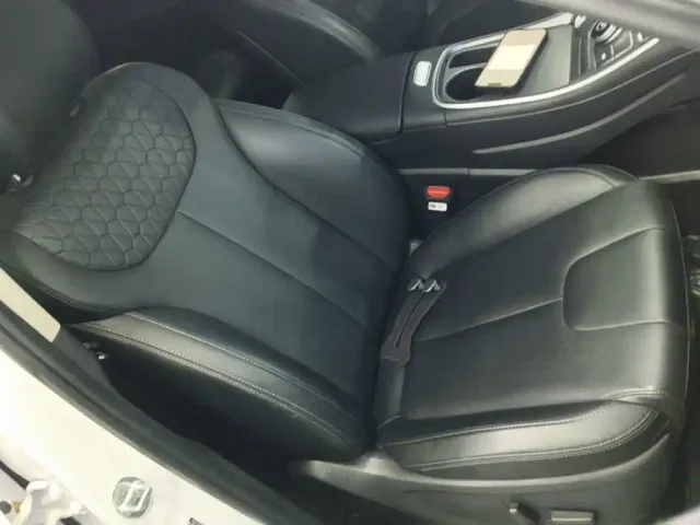 Hyundai Santa Fe — Фото автомобиля 24