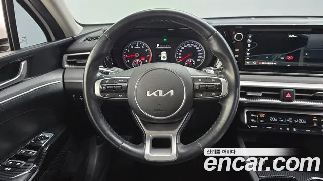 Kia K5 — Фото автомобиля 13