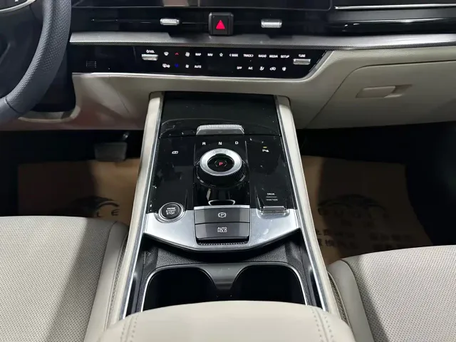 Kia Sportage — Фото автомобиля 12