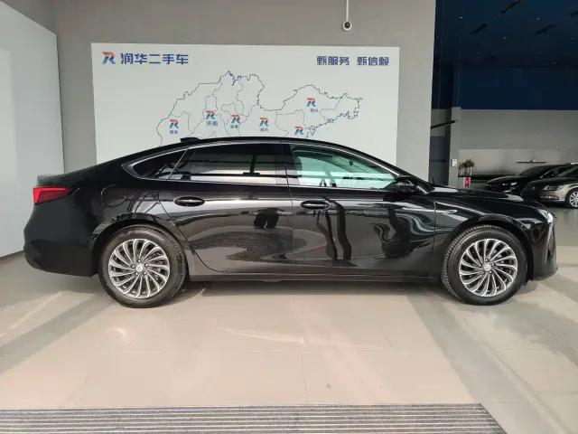 Buick LaCrosse — Фото автомобиля 3