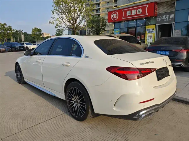 Mercedes-Benz C-Class — Фото автомобиля 9