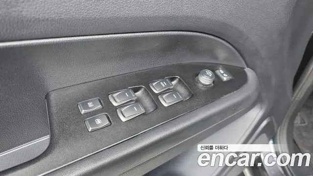 KG_Mobility_Ssangyong Rexton Новый Rexton Sport Дизель 2.2 4WD — Фото автомобиля 12