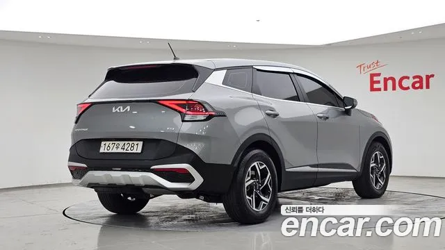 Kia Sportage Sportage 5-е поколение Дизель 2.0 4WD — Фото автомобиля 2
