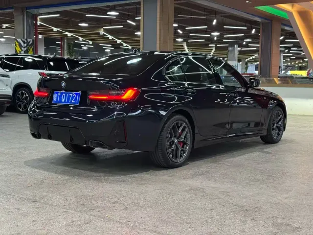 BMW 3 Series — Фото автомобиля 4