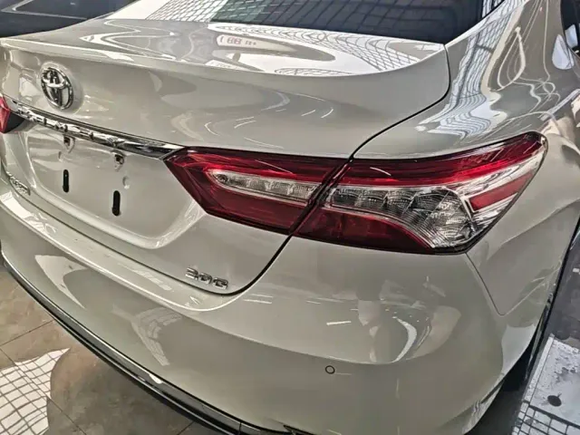 Toyota Camry — Фото автомобиля 7