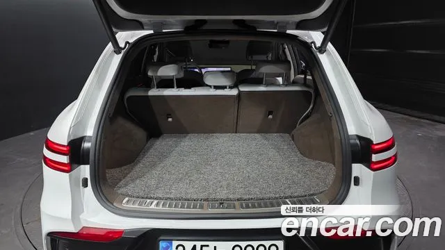 Genesis GV70 — Фото автомобиля 26