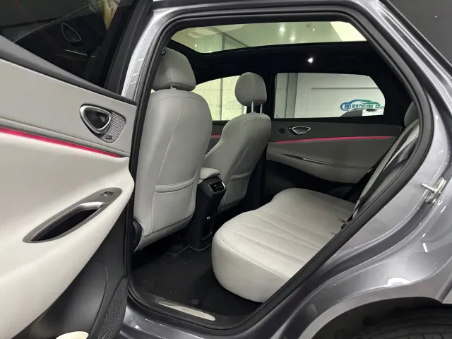 BYD Sealion 06 — Фото автомобиля 13