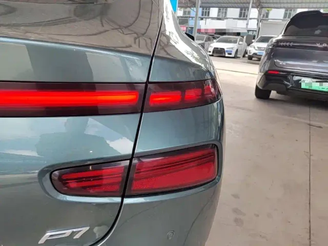 Xpeng P7 — Фото автомобиля 7