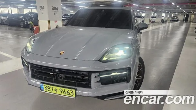 Фотография автомобиля — Porsche Cayenne PO536