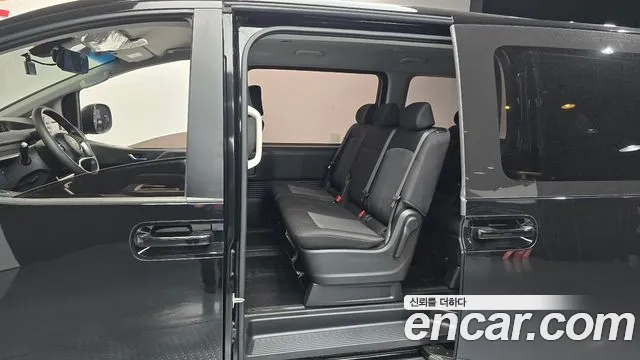 Hyundai Staria Staria Tourer 11 мест — Фото автомобиля 12