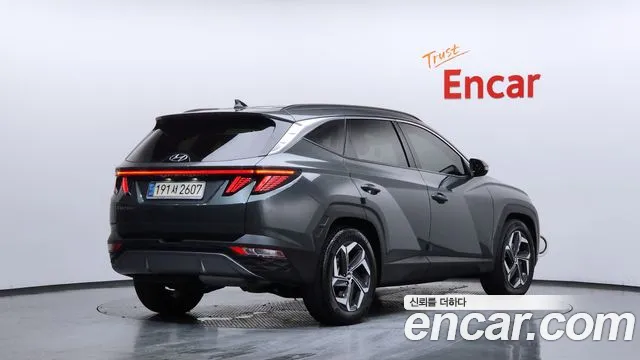 Hyundai Tucson Tucson (NX4) Дизель 2.0 2WD — Фото автомобиля 2