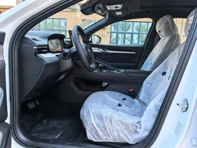 Geely Xingrui — Фото автомобиля 6