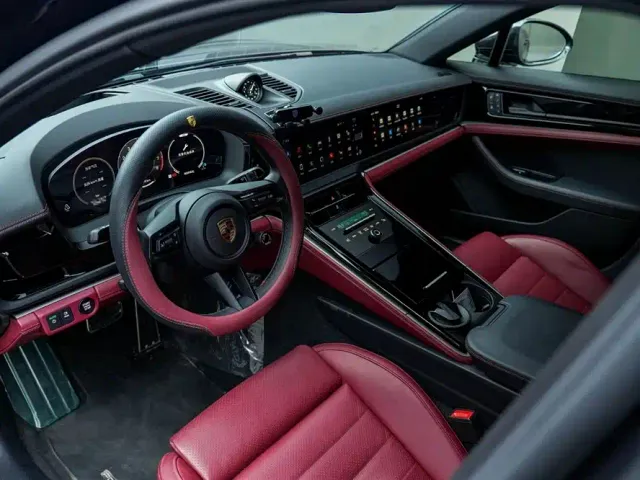 Porsche Panamera — Фото автомобиля 8