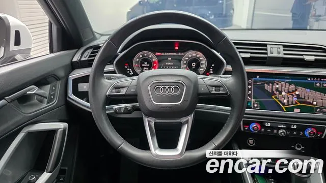 Audi Q3 40 TFSI quattro Premium — Фото автомобиля 13