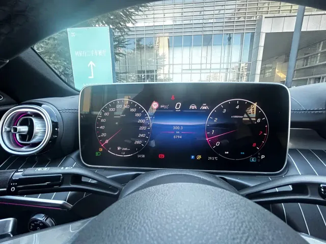Mercedes-Benz C-Class — Фото автомобиля 5