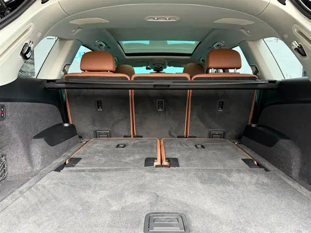 Audi Q7 — Фото автомобиля 16