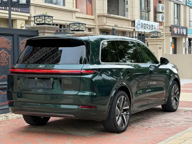 Li Auto L9 — Фото автомобиля 7