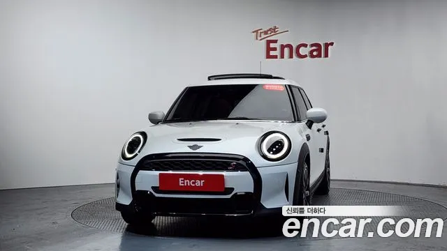 Mini Cooper — Фото автомобиля 3