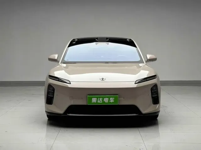 Nio ET5 — Фото автомобиля 2