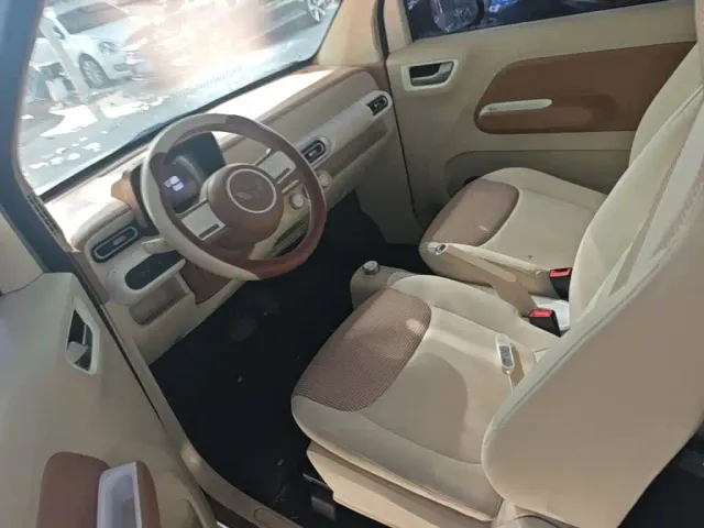 Wuling Hongguang Mini EV — Фото автомобиля 14