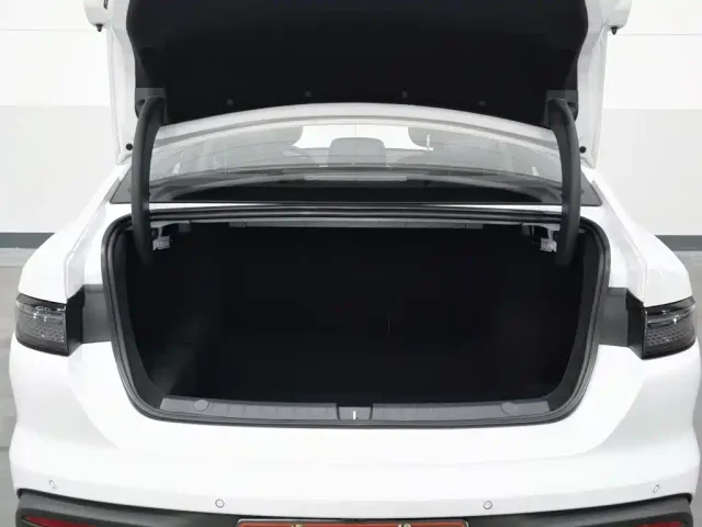 BYD Seal 05 DM-i — Фото автомобиля 16