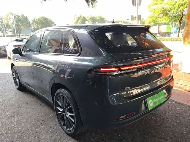 Leapmotor C10 — Фото автомобиля 4
