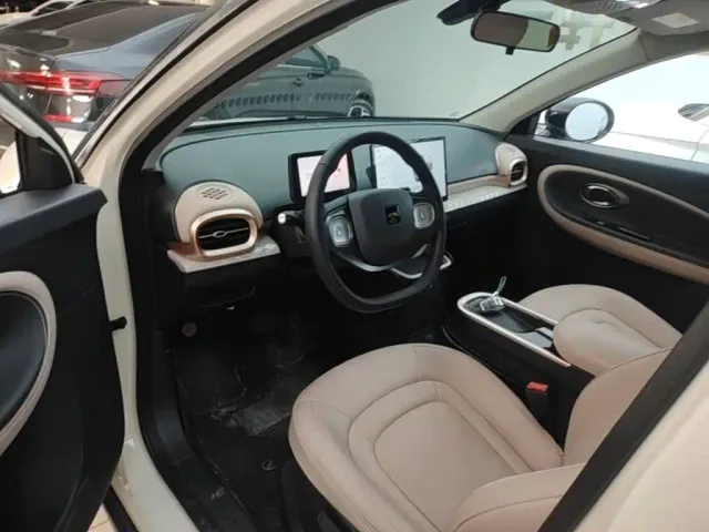 JAC Yiwei 3 — Фото автомобиля 14
