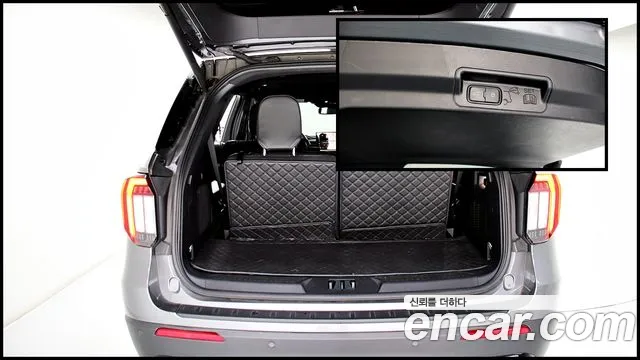 Ford Explorer — Фото автомобиля 20