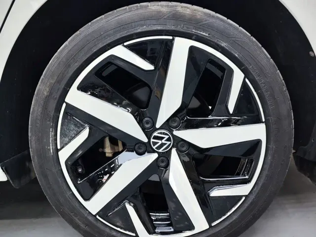 Volkswagen Lamando — Фото автомобиля 14