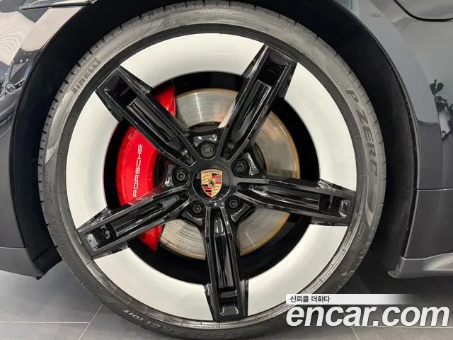 Porsche Taycan Taycan Khan — Фото автомобиля 5