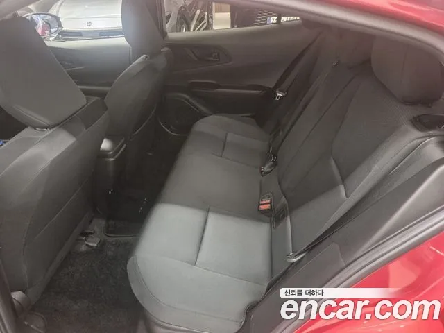 Toyota Prius — Фото автомобиля 11