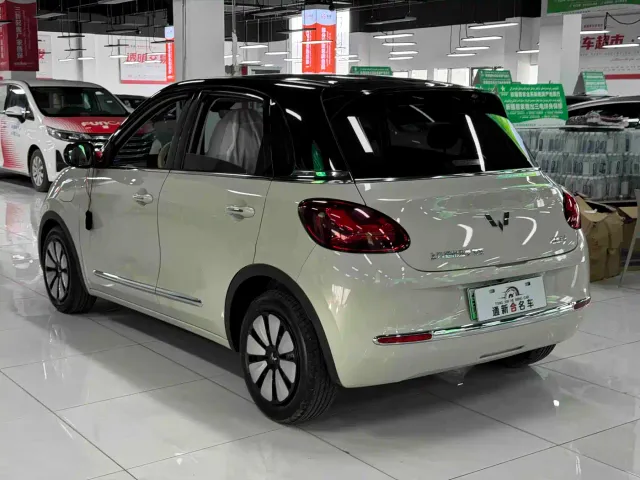 Wuling Bingo — Фото автомобиля 9