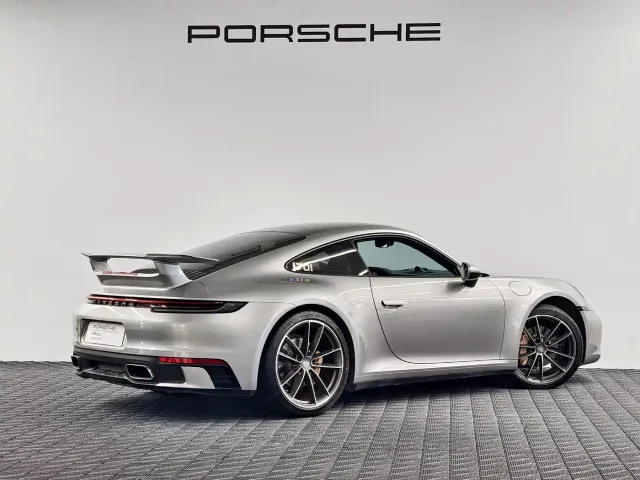 Porsche 911 — Фото автомобиля 8