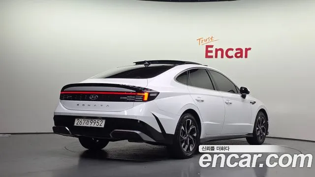 Hyundai Sonata — Фото автомобиля 2